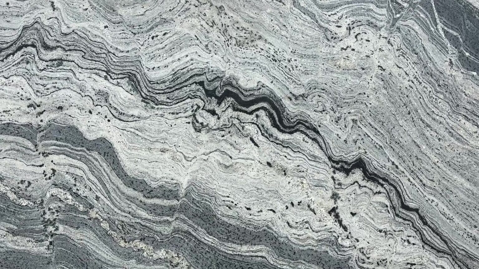 Recorrido en vídeo por la plancha de Antartic White