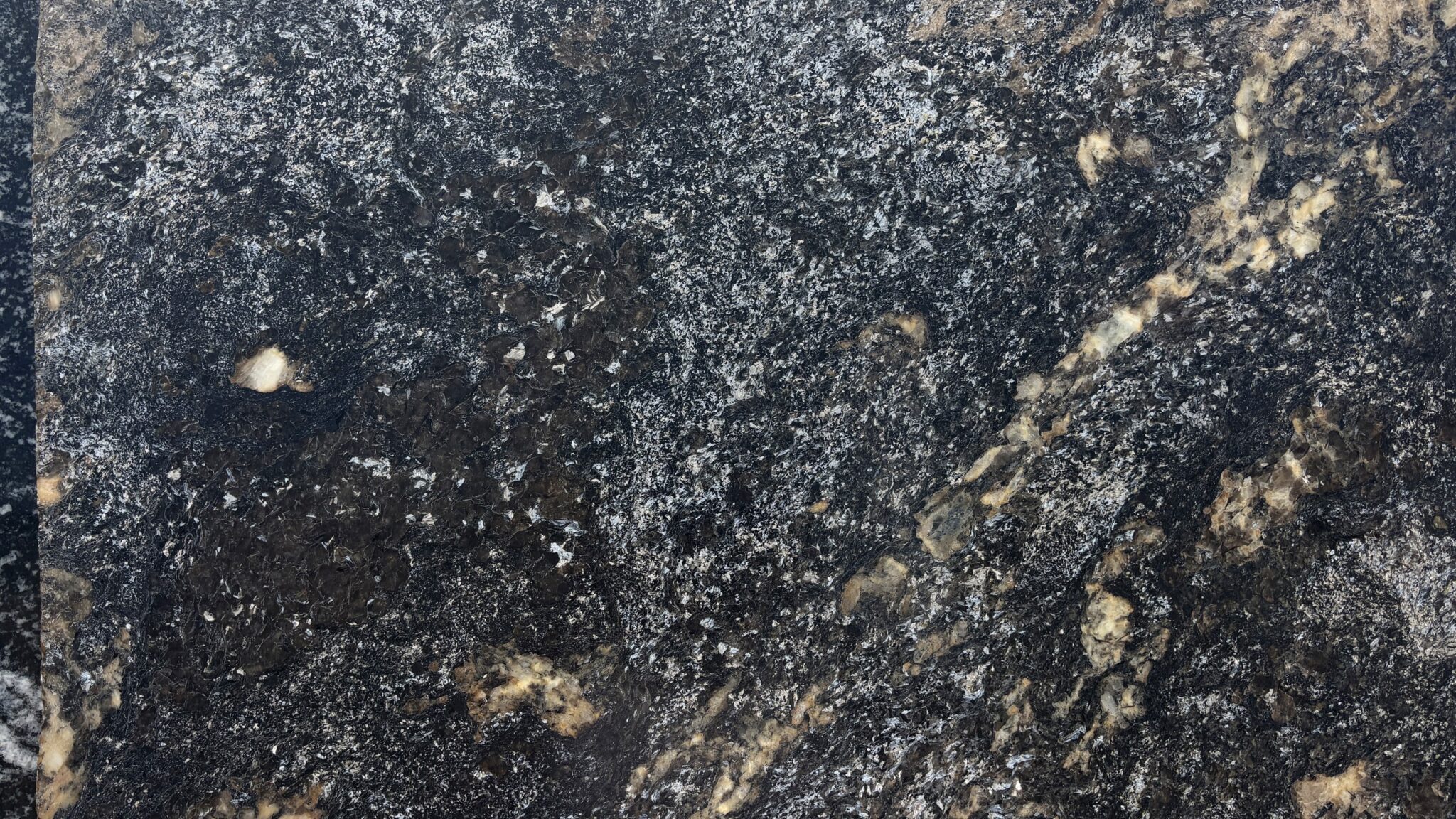 La plancha de Saturnia de cerca