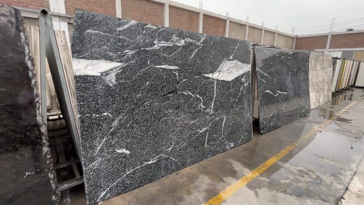 Recorrido en vídeo por la plancha de American Black Leather