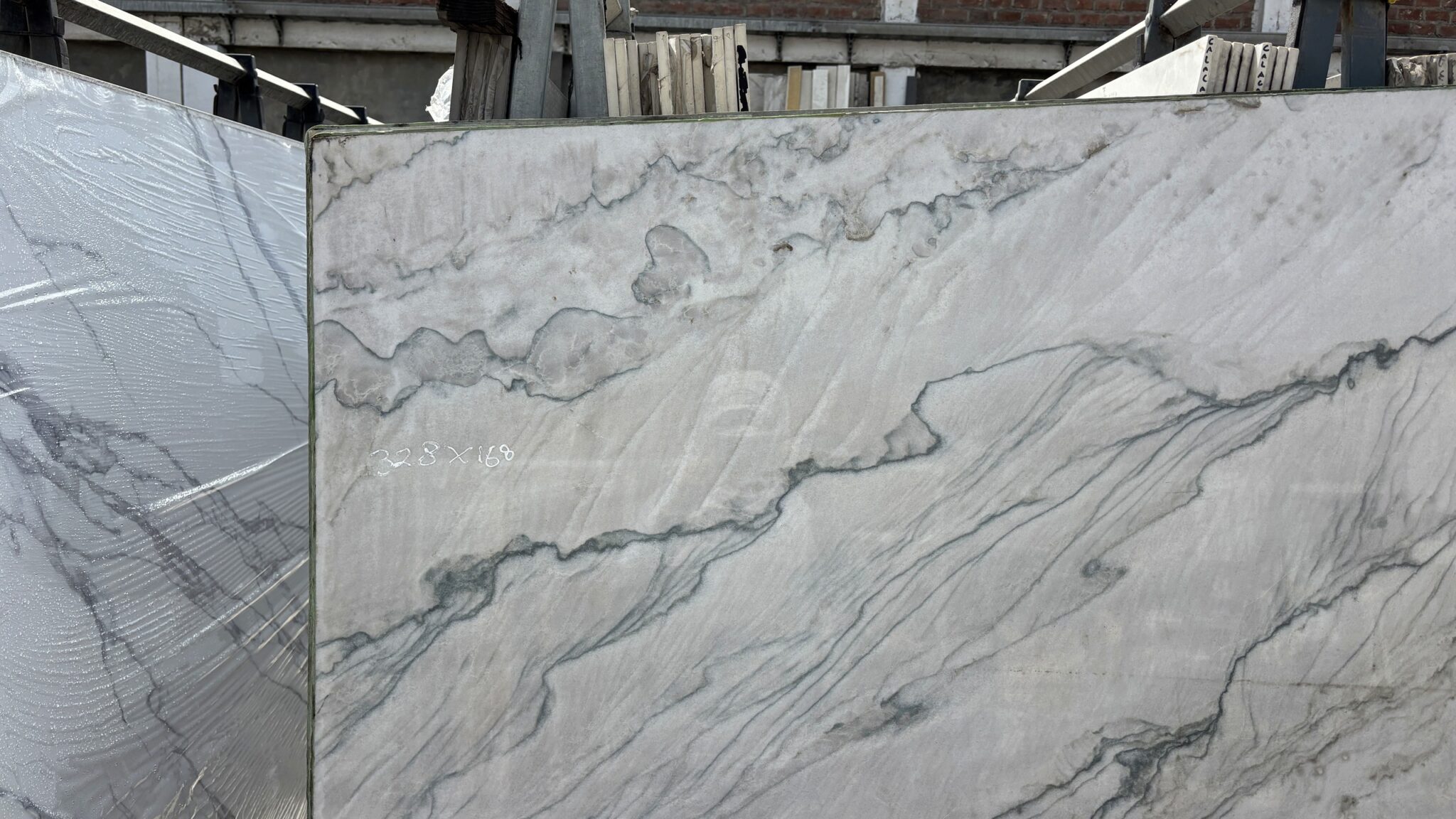 La plancha de Dakar White de cerca
