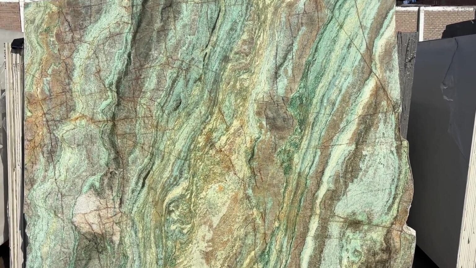 Recorrido en vídeo por la plancha de Madre Jade