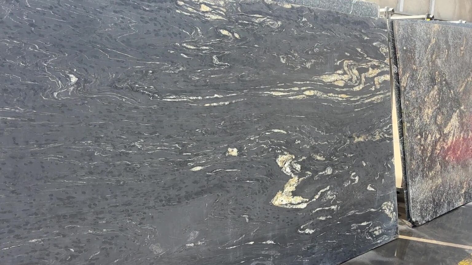 Recorrido en vídeo por la plancha de Titanium